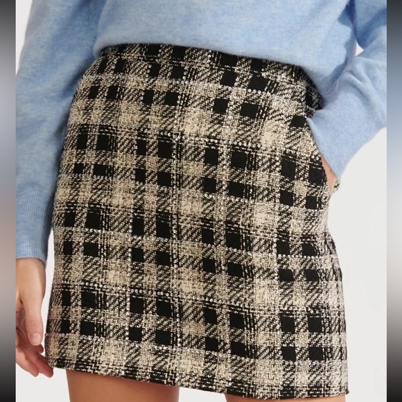 NWOT Veronica Beard Tweed Skirt Arezzo Crystal-embellished Mini
Skirt Size 4 - Picture 1 of 8